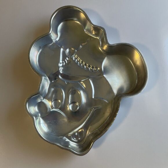 3 Vintage Wilton Disney‎ Aluminum Cake Pans Mickey Mouse Band Leader Donald Duck - Picture 6 of 8